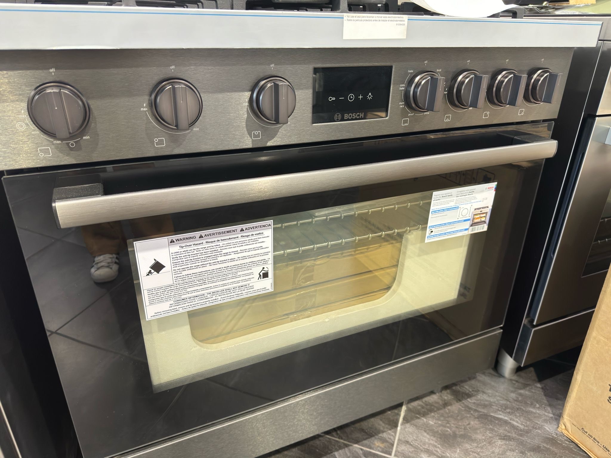 9fe1435d-3bc2-452c-a9d2-7a5df526f5e0